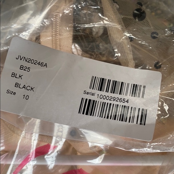 Black prom dress - Picture 3 of 4